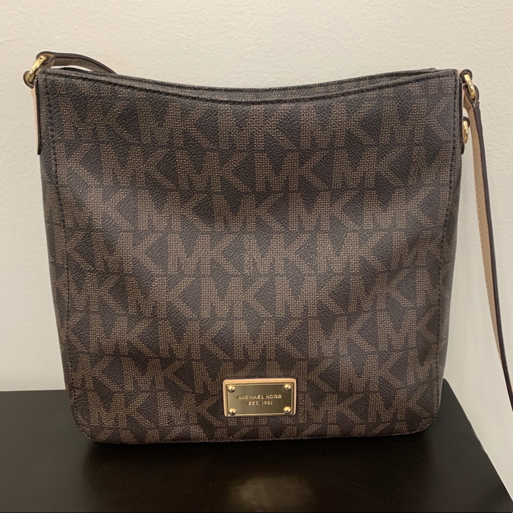 Michael Kors Crossbody